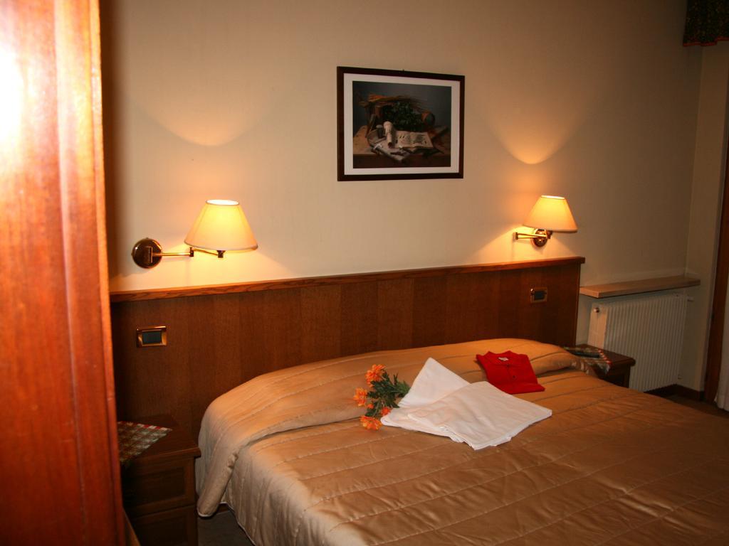 Gelindo Dei Magredi Hotel Vivaro Bilik gambar